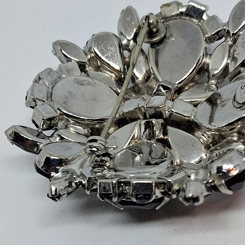 * Vintage Weiss Jet Black Rhinestones Earrings & Pin Brooch Set